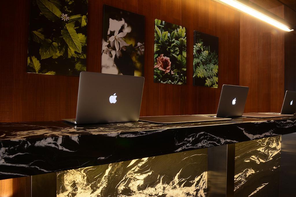 Inhouse Hotel Taichung Esterno foto