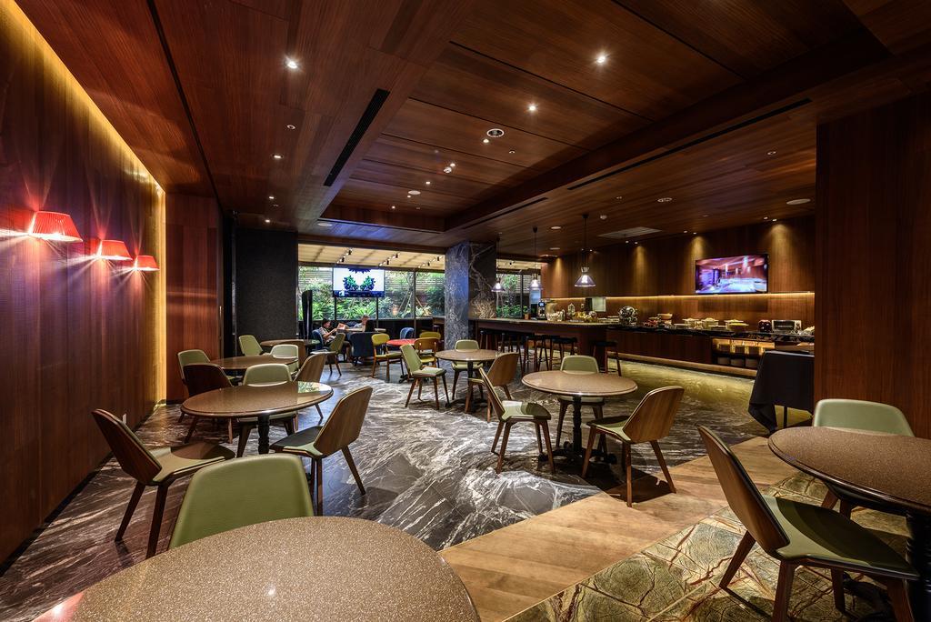 Inhouse Hotel Taichung Esterno foto