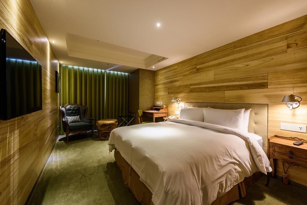Inhouse Hotel Taichung Esterno foto