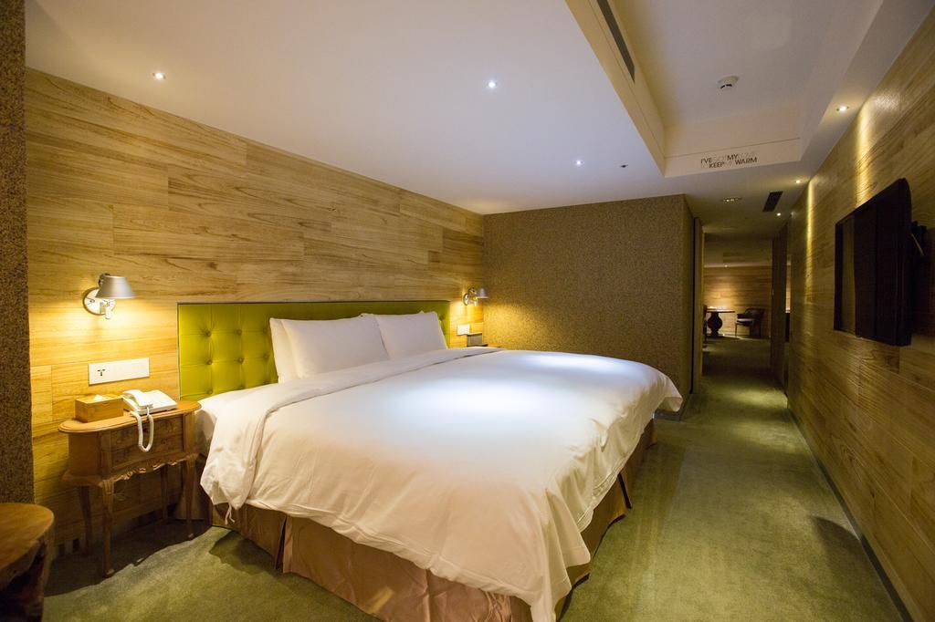 Inhouse Hotel Taichung Esterno foto