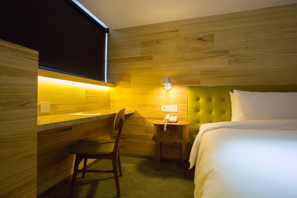 Inhouse Hotel Taichung Esterno foto