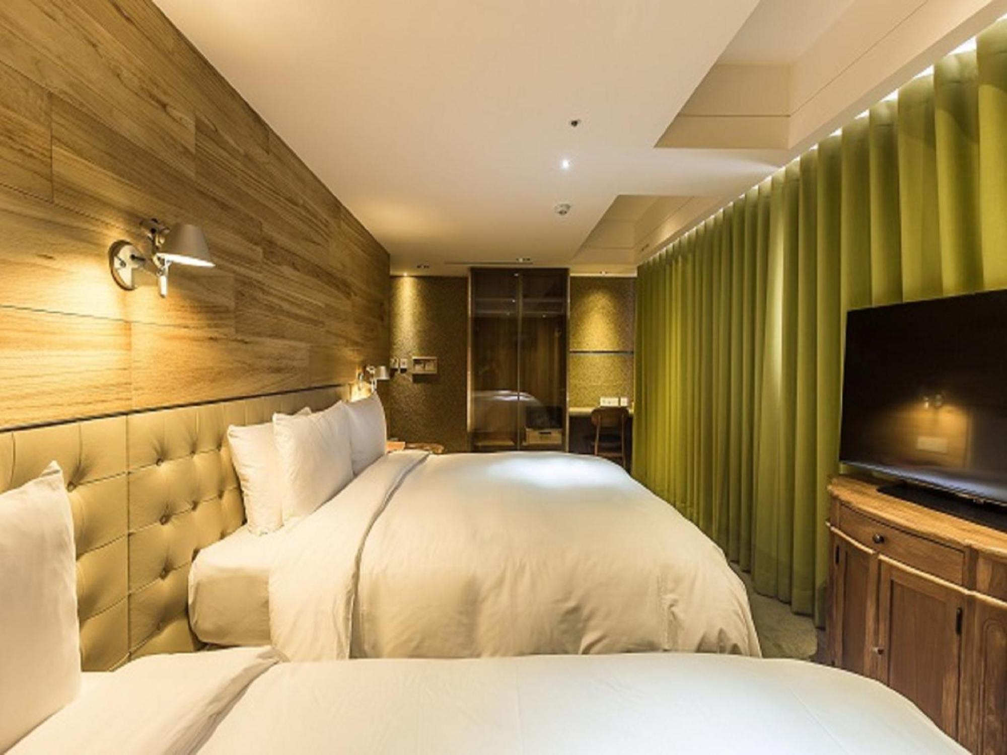 Inhouse Hotel Taichung Esterno foto